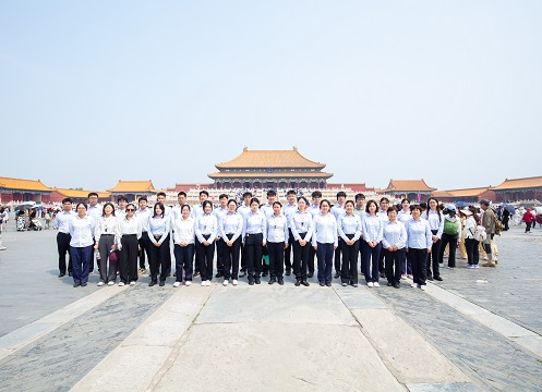 华体会官方网页版-华体会(中国)组织开展走进故宫博物院活动